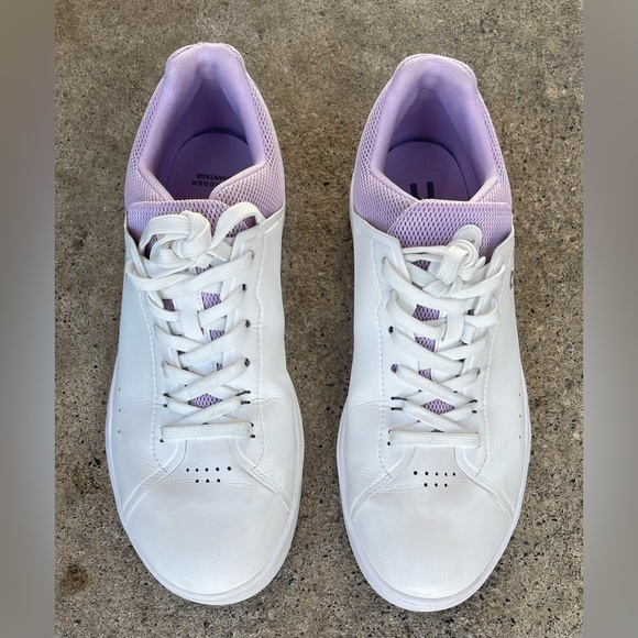 On Women's The Roger Advantage Sneakers Size 9W - Picture 2 of 9